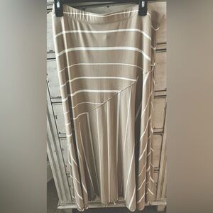 Chico’s cotton knit maxi skirt, size 2